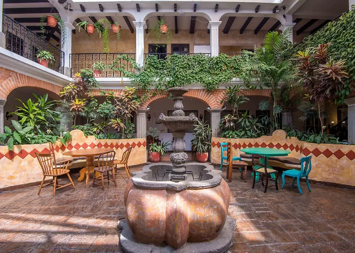 El Carmen Hotel